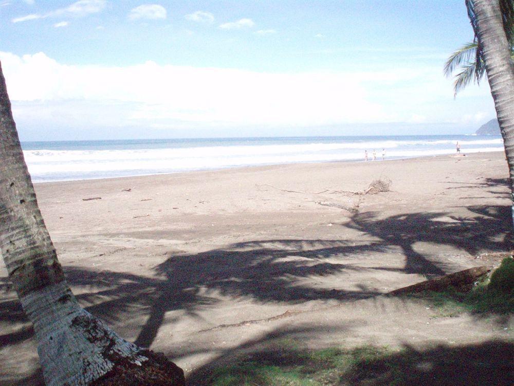 Hotel Mango Mar Jacó Esterno foto
