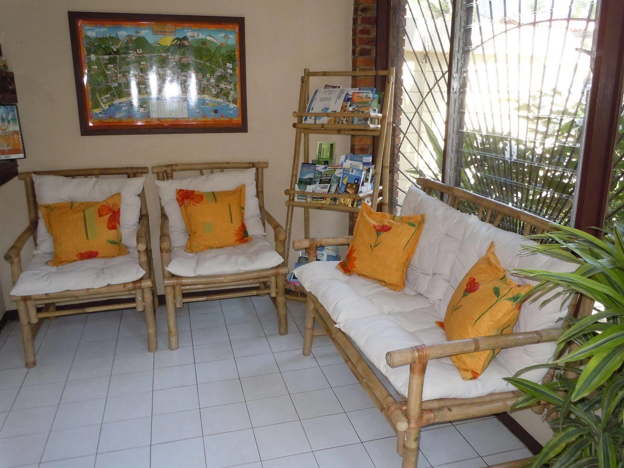 Hotel Mango Mar Jacó Esterno foto