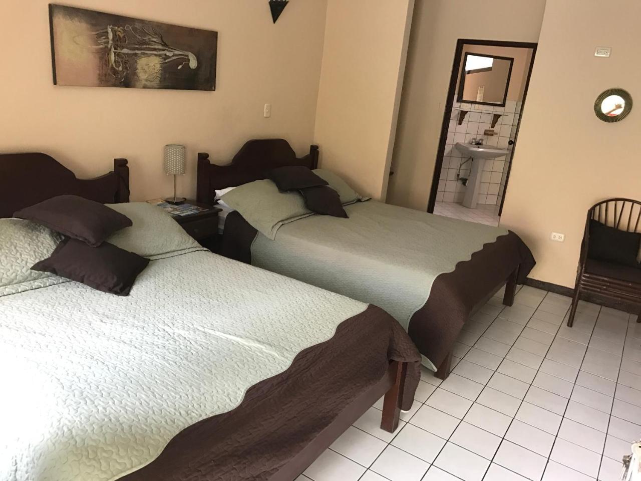 Hotel Mango Mar Jacó Esterno foto